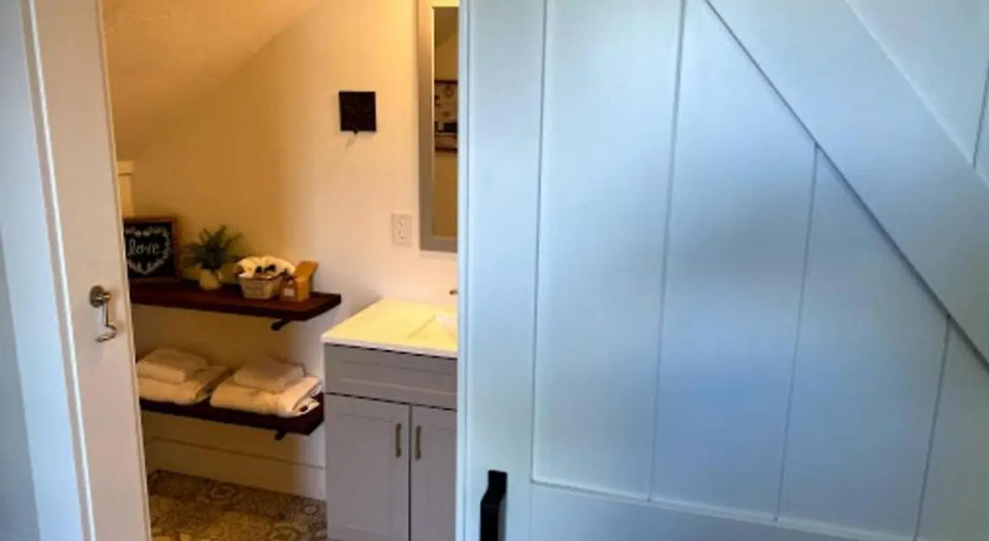 Whitefish Hostel Badezimmer