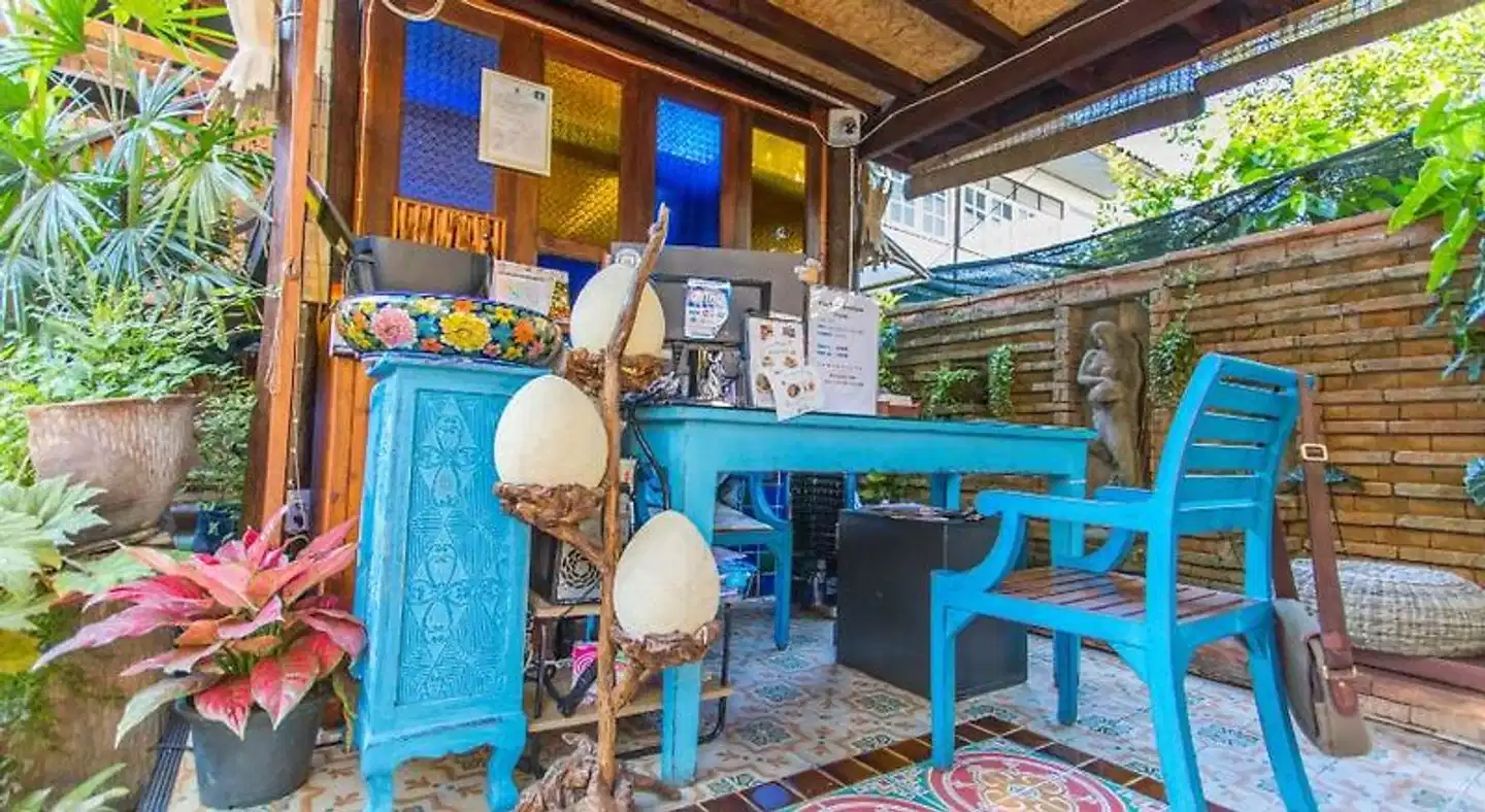 Pao Come Boutique House Bar