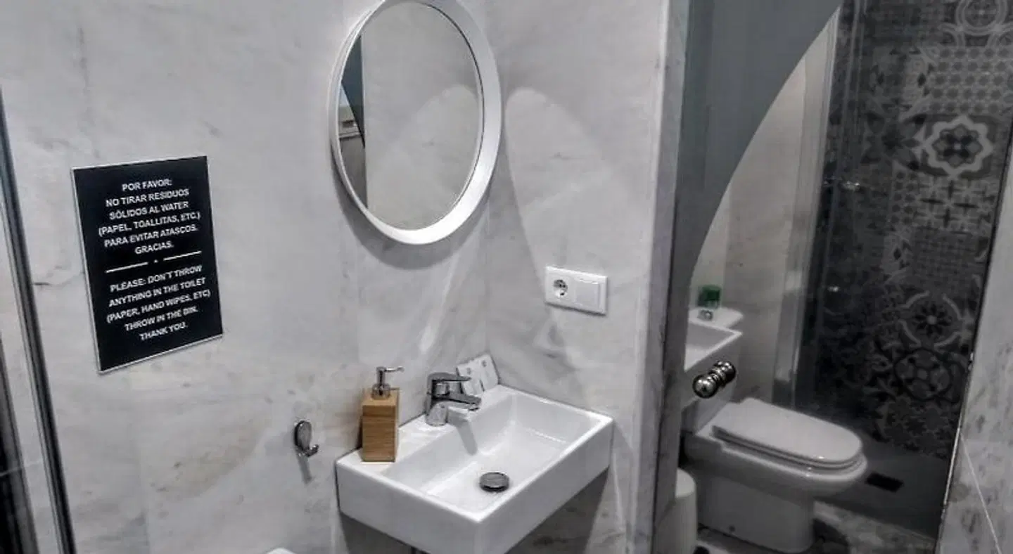 Apartamentos El Vestuario Badezimmer