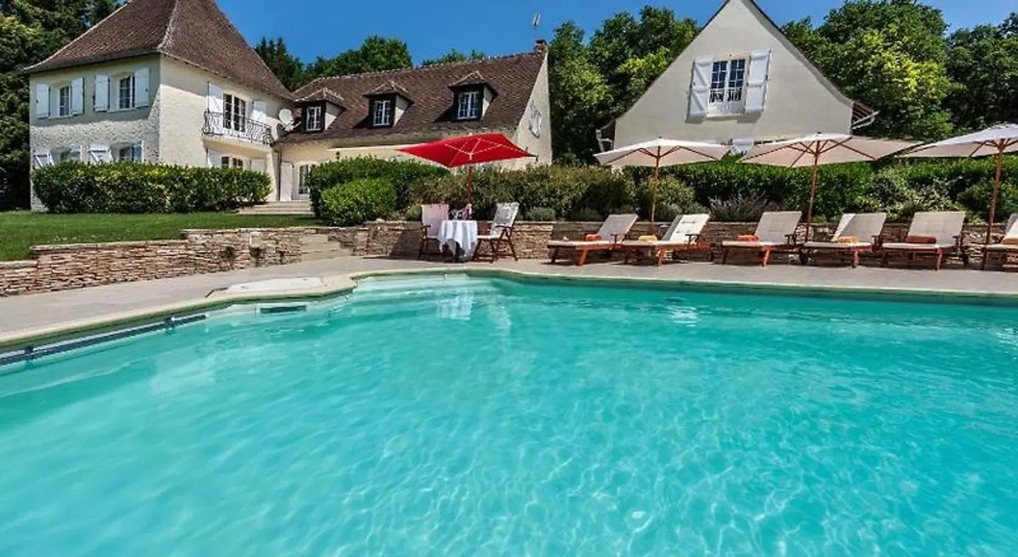 Domaine du Bois des Anges OUTDOOR_POOL