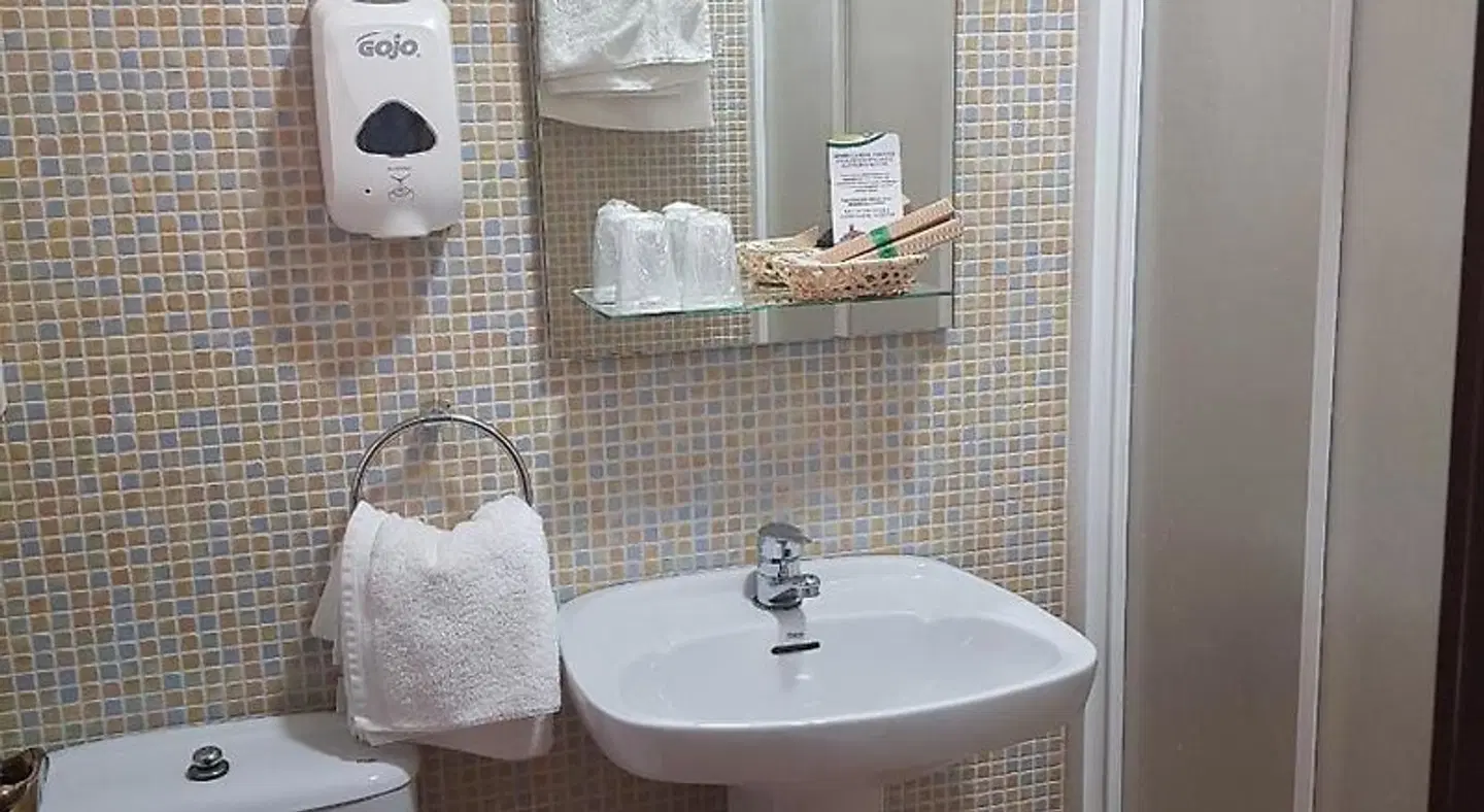 Hostal La Parada Badezimmer