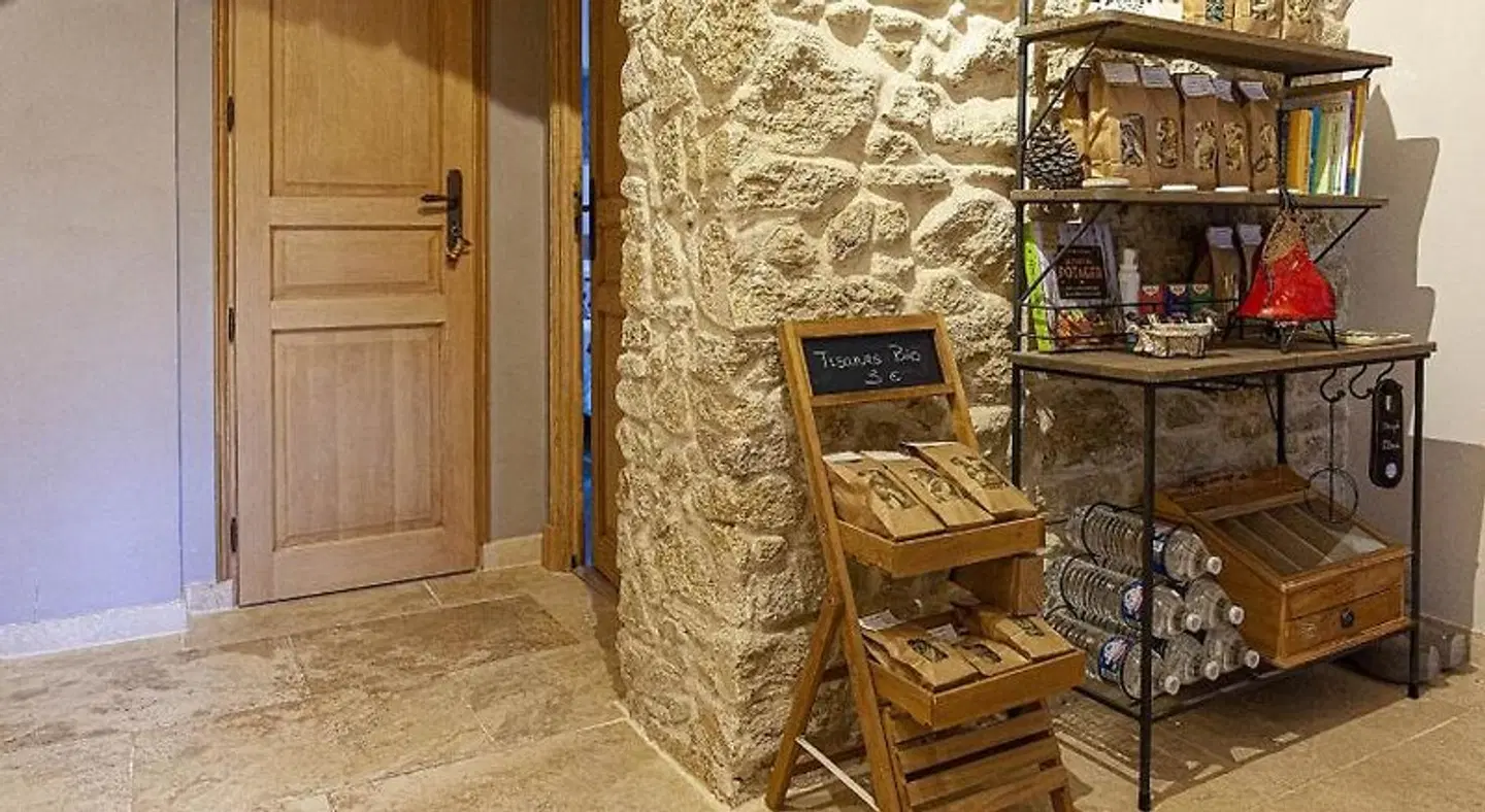 B&B Mas des Rabasses HEALTH_BEAUTY