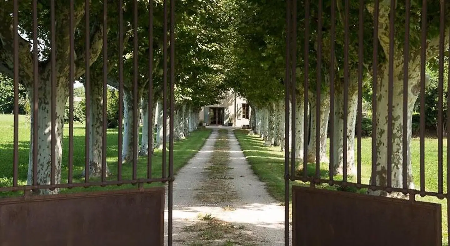 Chambre d'hôtes Le Mas Saint Jacques Garten