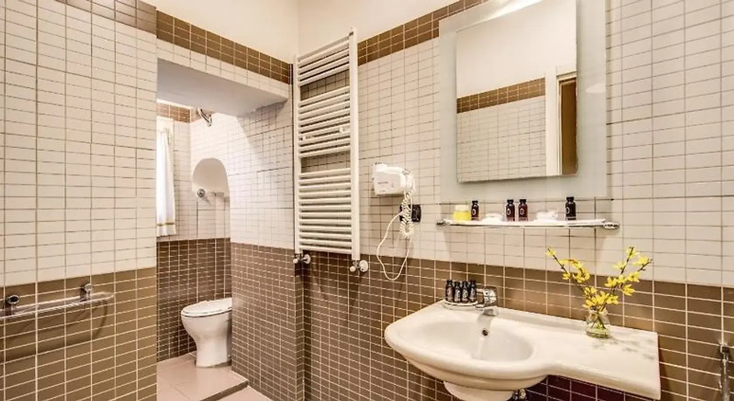Gravina Suite Frattina Badezimmer