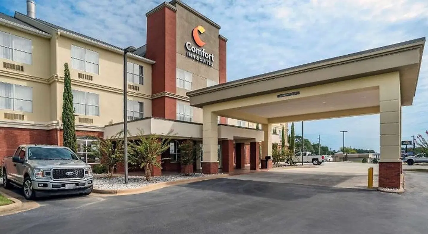 Comfort Inn & Suites Millbrook-Prattville EXTERIOR
