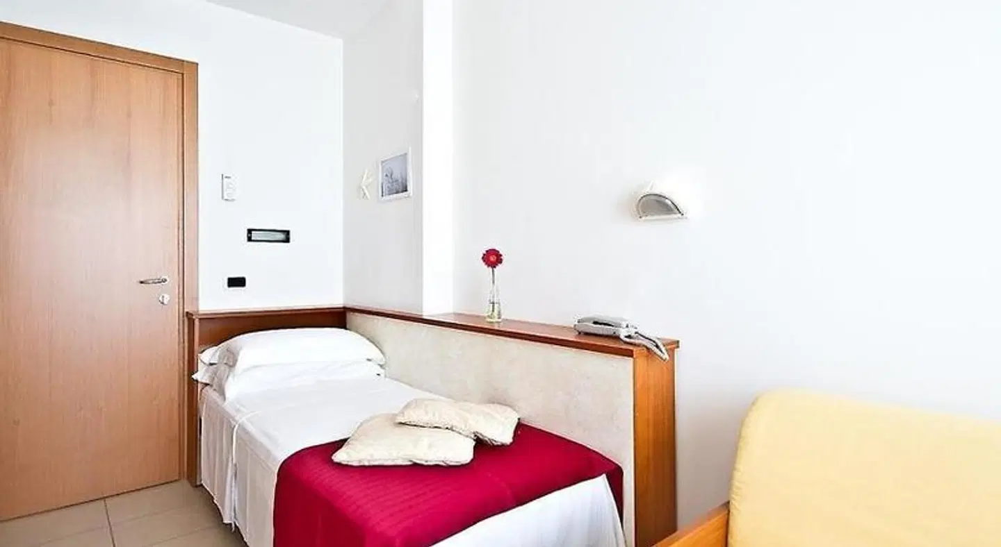 Hotel ABC ROOM_EXAMPLE