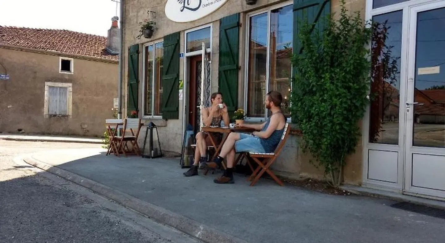Le Voilà - Bistrot & Chambres d'hôtes SPORTS_AND_LEISURE