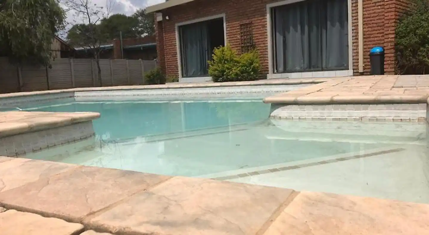 4 on Sirius Pool