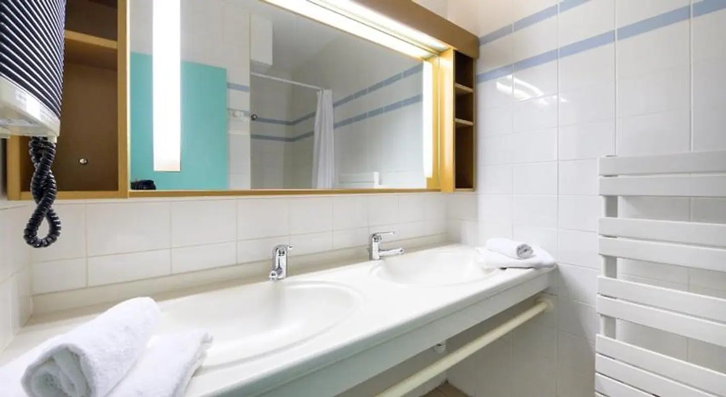 Les Balcons des Pyrénées Badezimmer