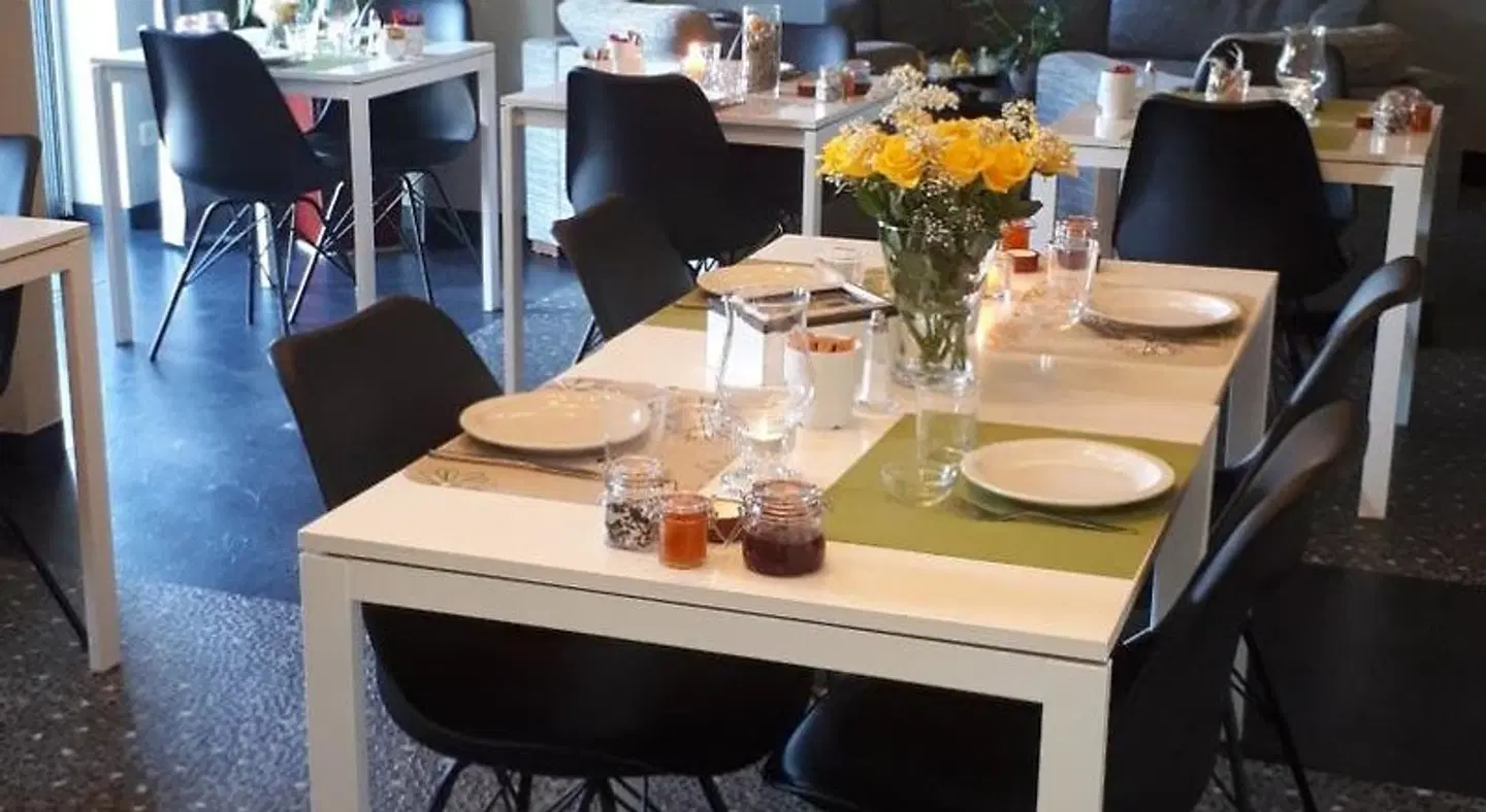 El Manso Restaurant