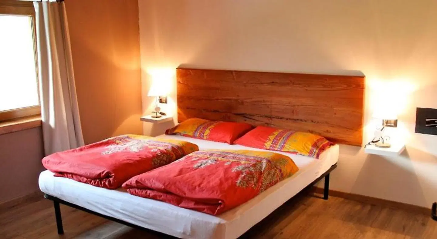 Mortirolo ROOM_EXAMPLE