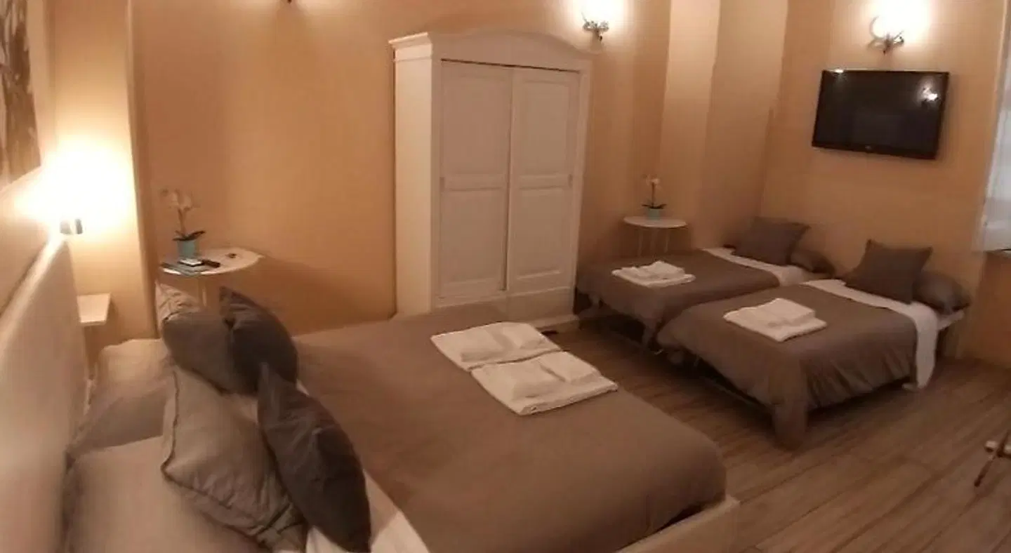 Da Polly a Piazza Amedeo ROOM_EXAMPLE