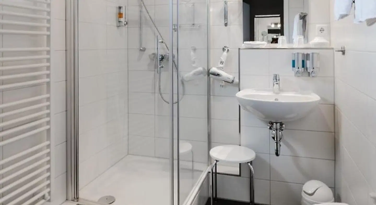 Zum Roten Tore Badezimmer