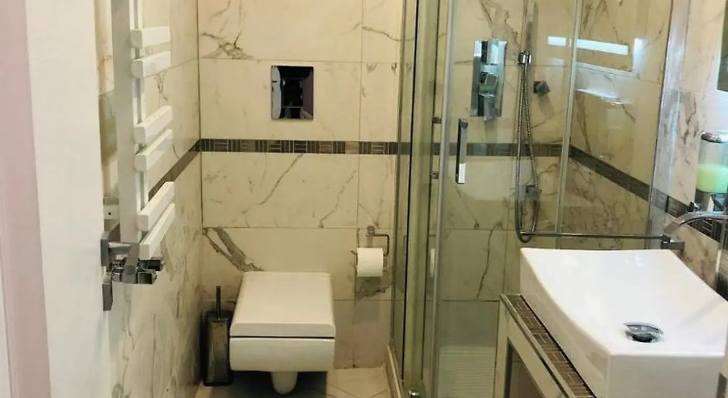 Parisa Suite Badezimmer