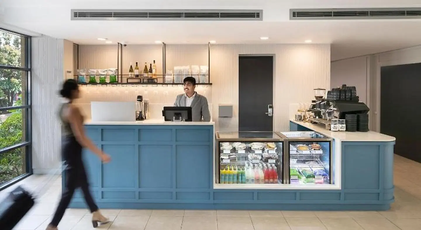 Mercure Sydney Manly Warringah LOUNGE_LOBBY