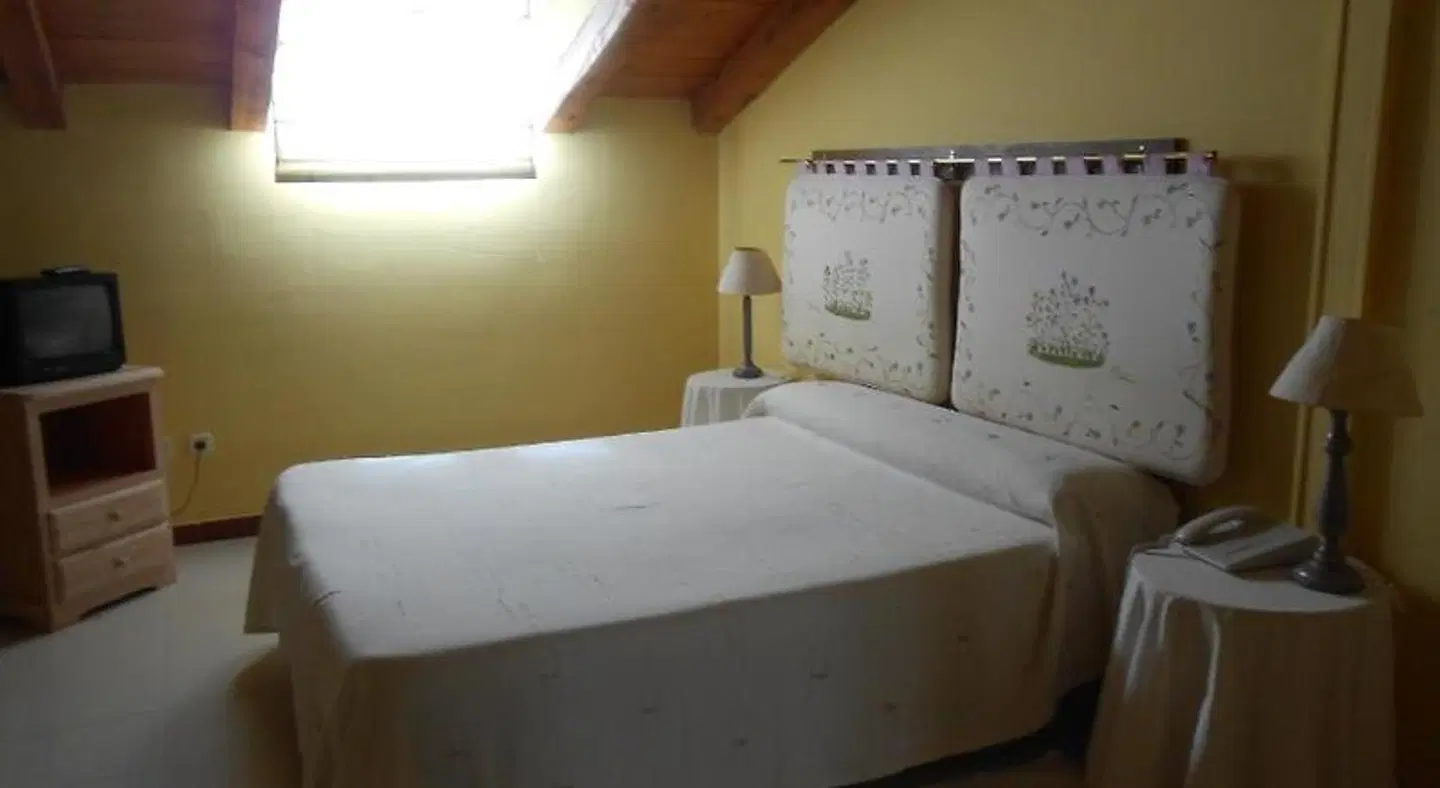 Hostal Burgos ROOM_EXAMPLE