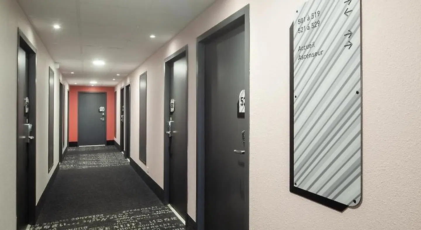 B&B Hôtel Massy Gare TGV LOUNGE_LOBBY