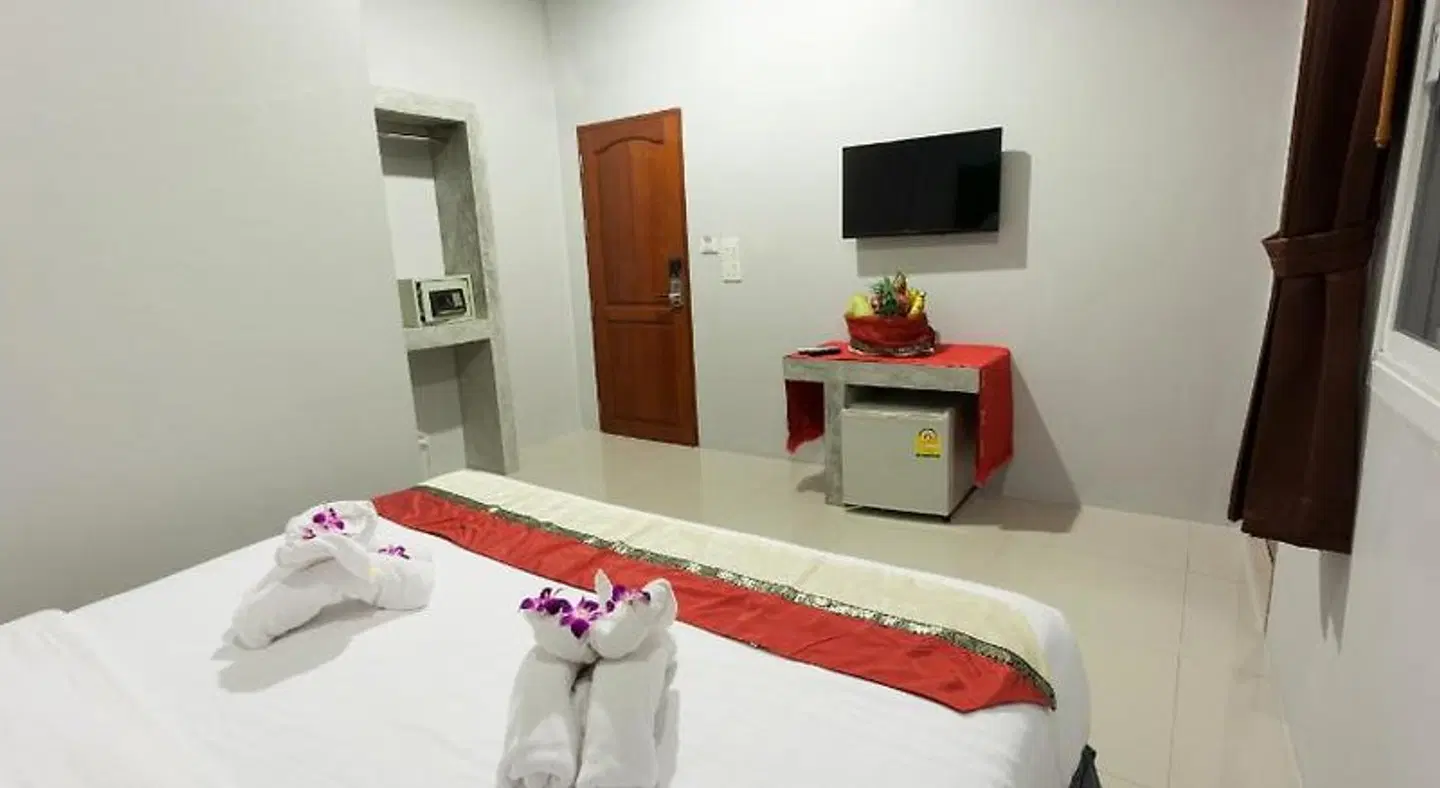 Freedom ROOM_EXAMPLE
