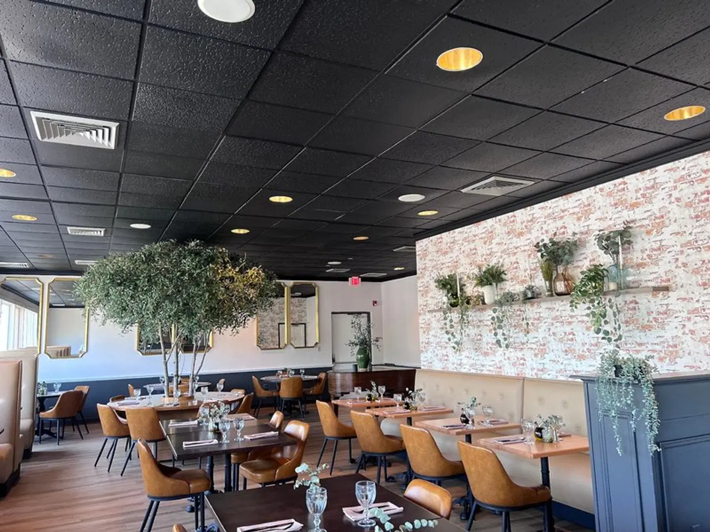Falmouth Inn Restaurant