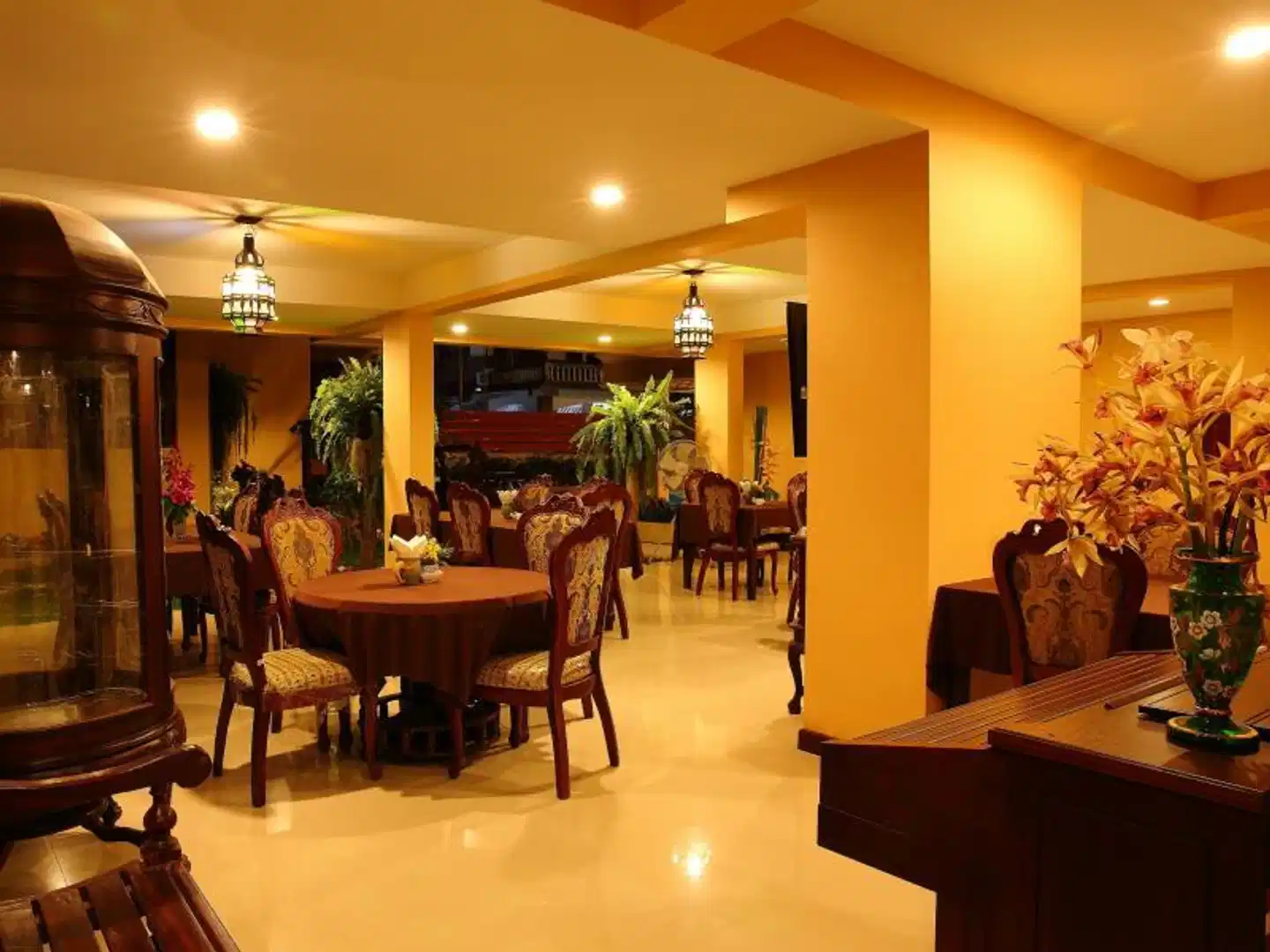 At Chiang Mai Hotel  (SHA Extra Plus) Lobby