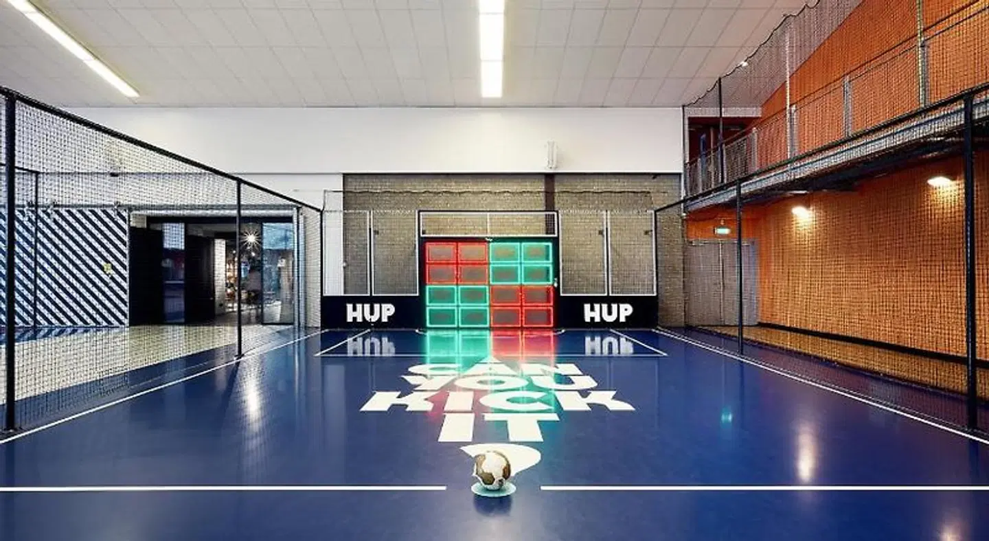 Carlton De Brug Konferenz