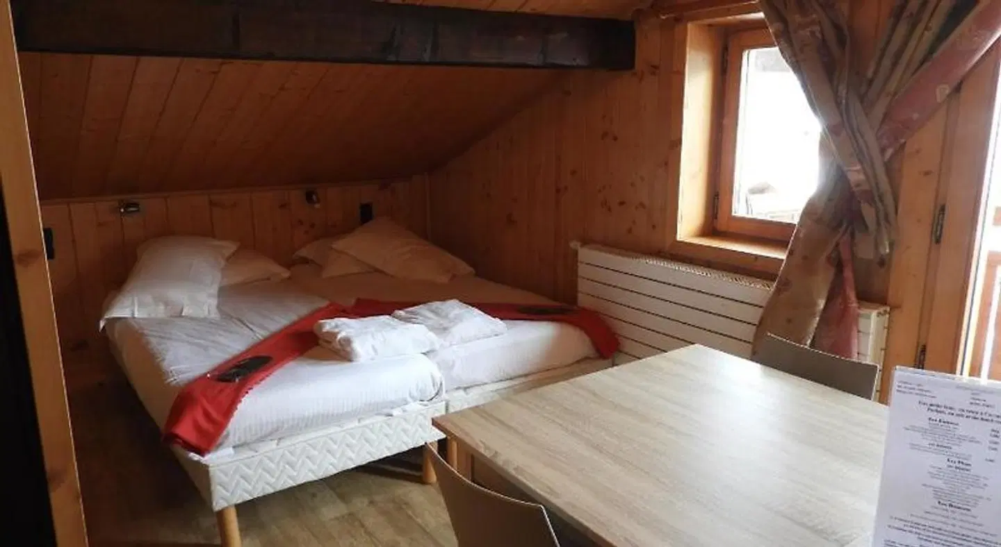 Loc'Hotel Alpen Sports ROOM_EXAMPLE