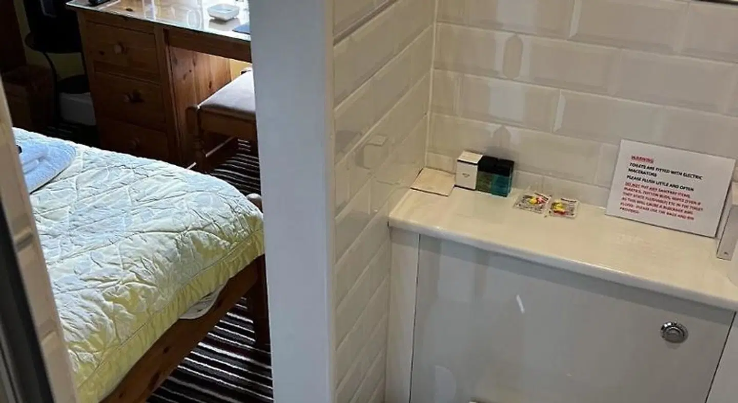 Caer Menai Badezimmer