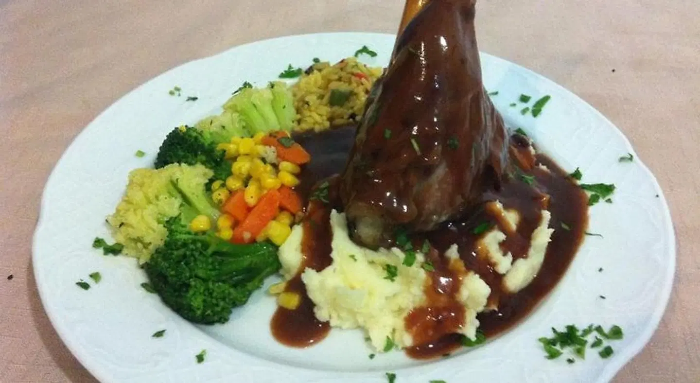 Davinci's Studios Restaurant