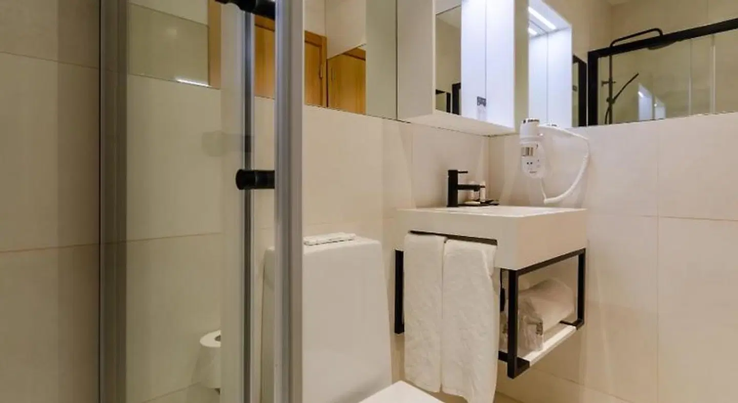 Rossio Plaza Hotel Badezimmer