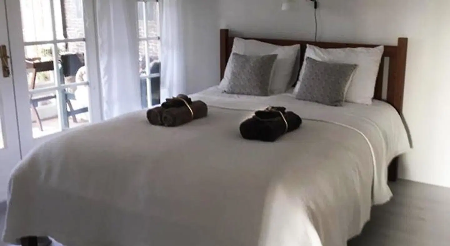 Bed & Bentwoud HEALTH_BEAUTY