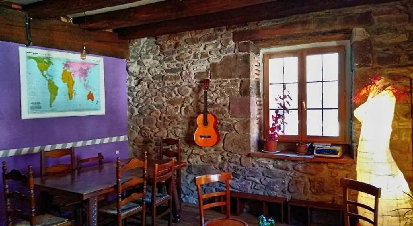Albergue Olasenea Aterpea Bar