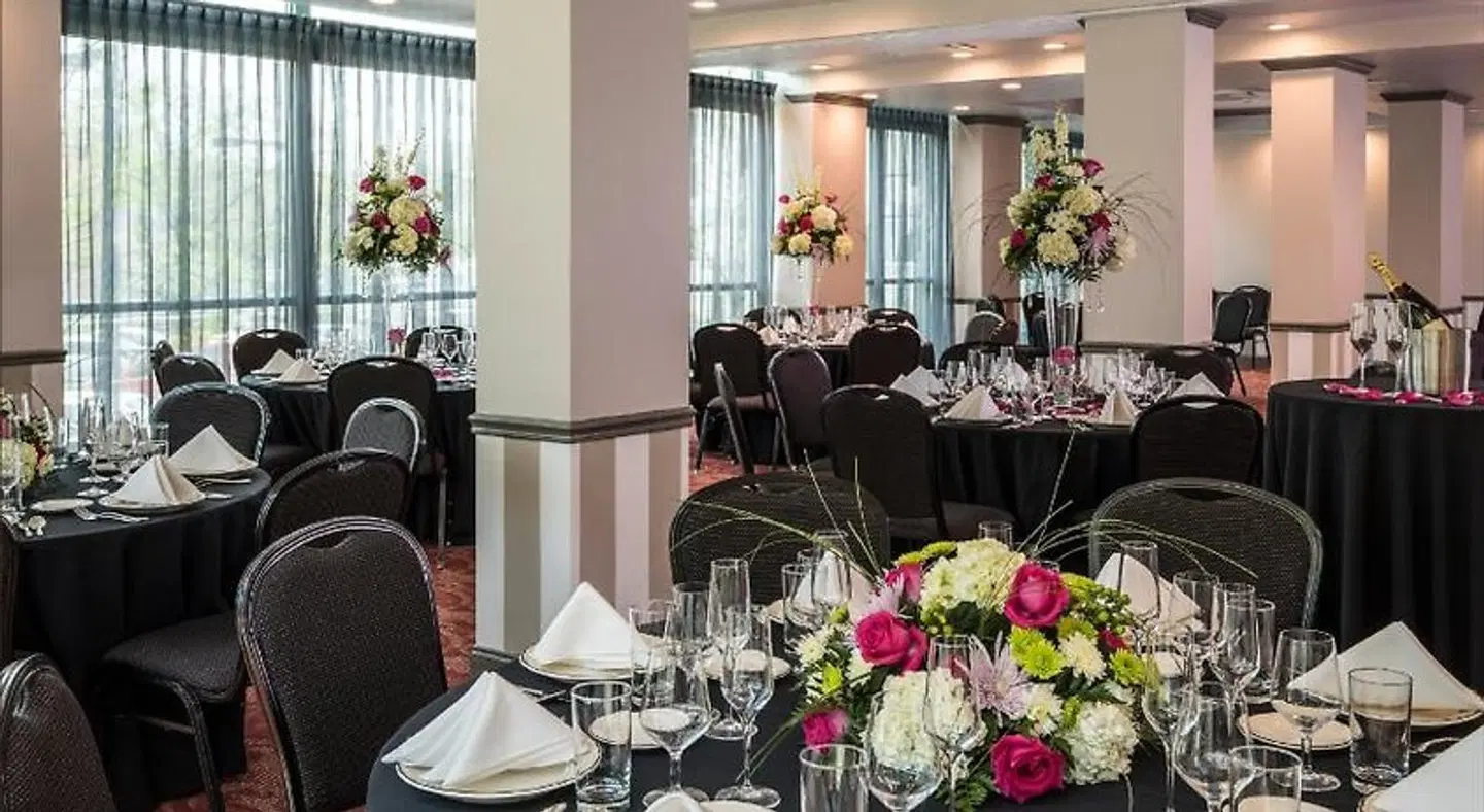 Hotel Indigo Pittsburgh East Liberty by IHG Restaurant