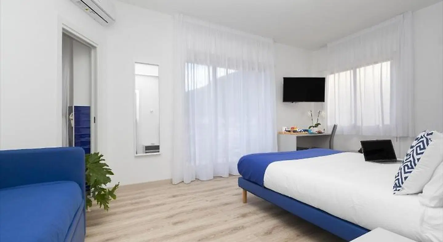 Sirocco Suites ROOM_EXAMPLE