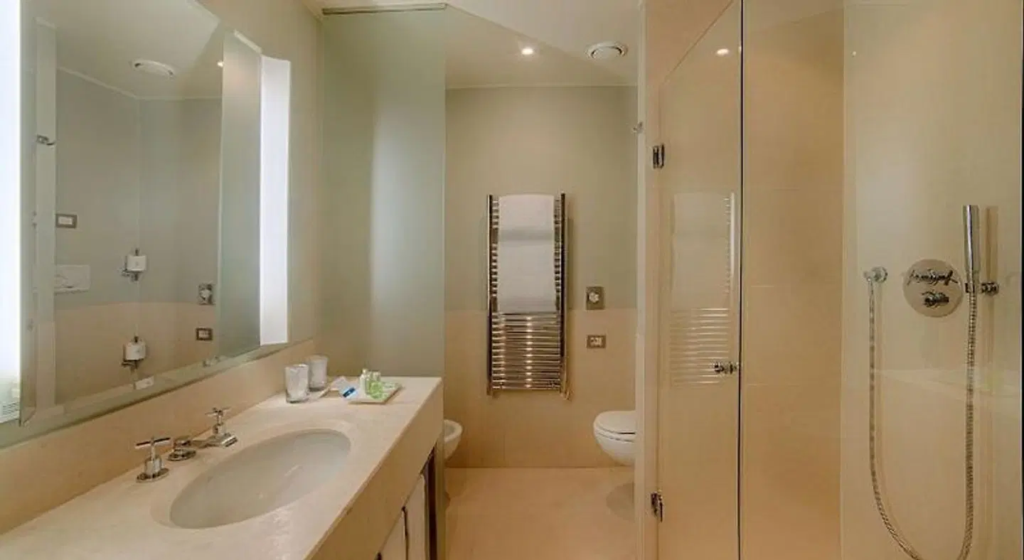 NH Linate Badezimmer