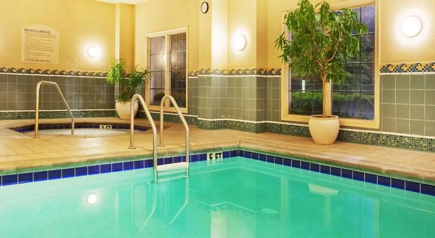 Sonesta Atlanta Airport South Hallenbad