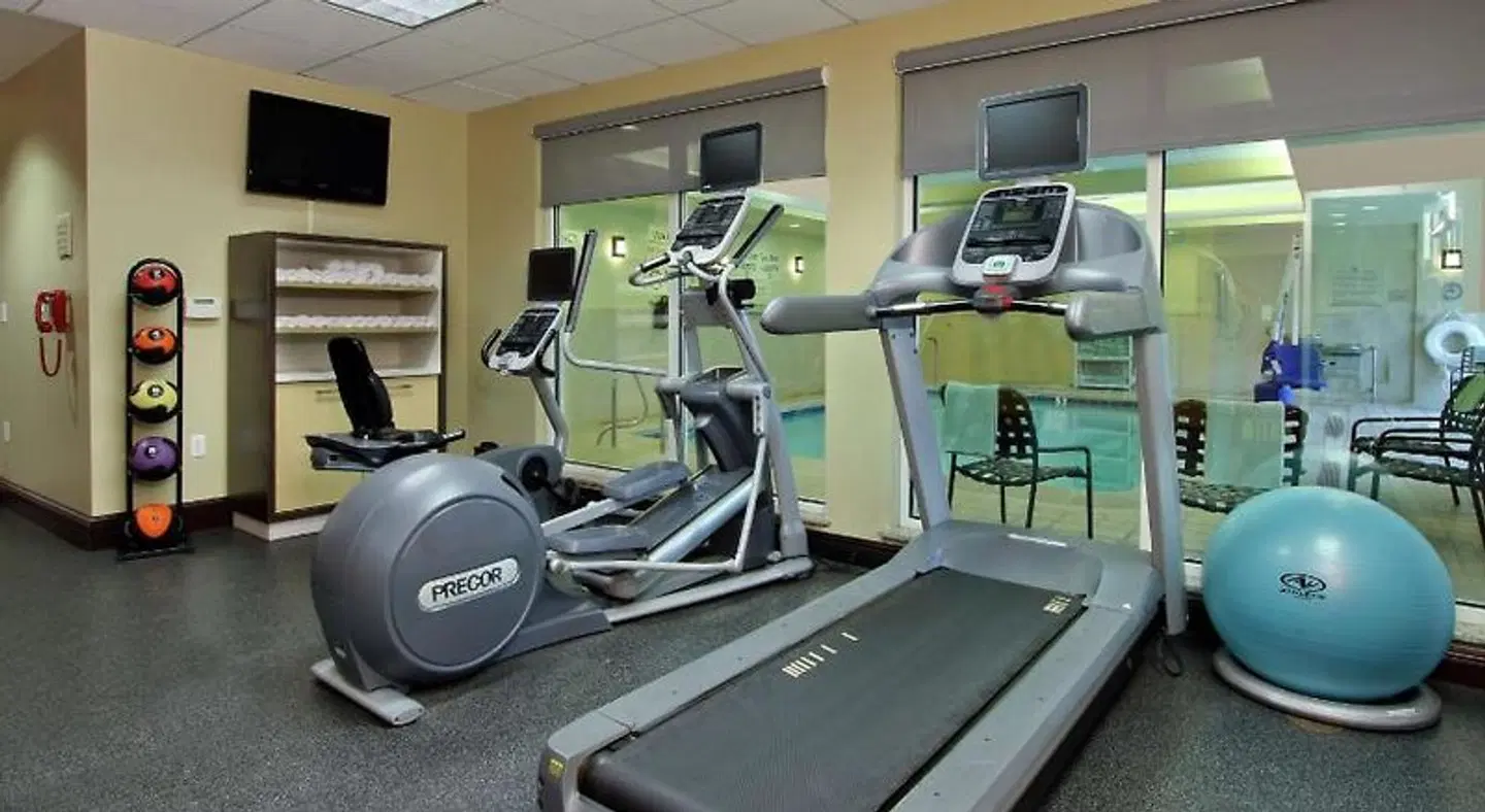 Hilton Garden Inn Sonoma County Airport SPORTS_AND_LEISURE