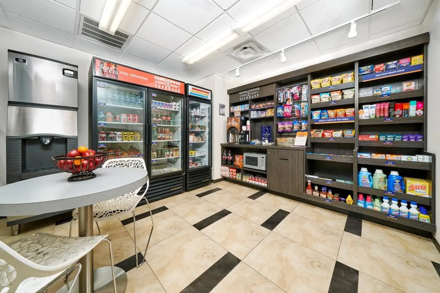 Candlewood Suites Columbus Northeast by IHG Bar