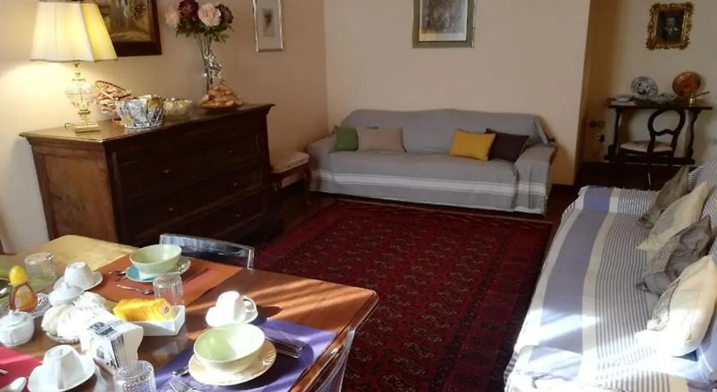 La Rosa Townhouse ROOM_EXAMPLE