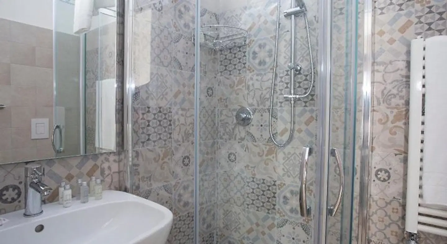 Leonardo Da Vinci Guest House Badezimmer