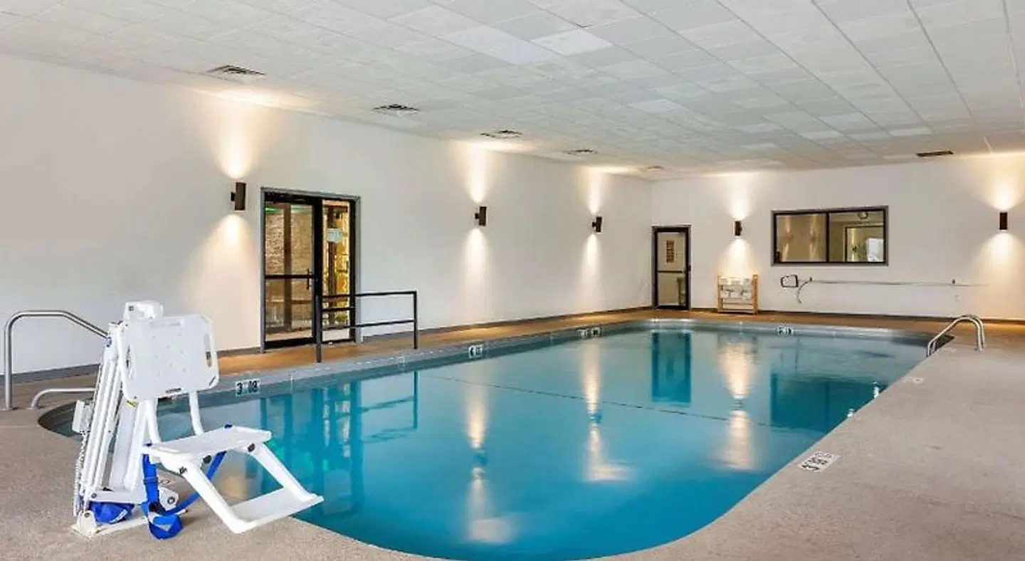Quality Inn St. Robert - Ft. Leonard Wood Hallenbad