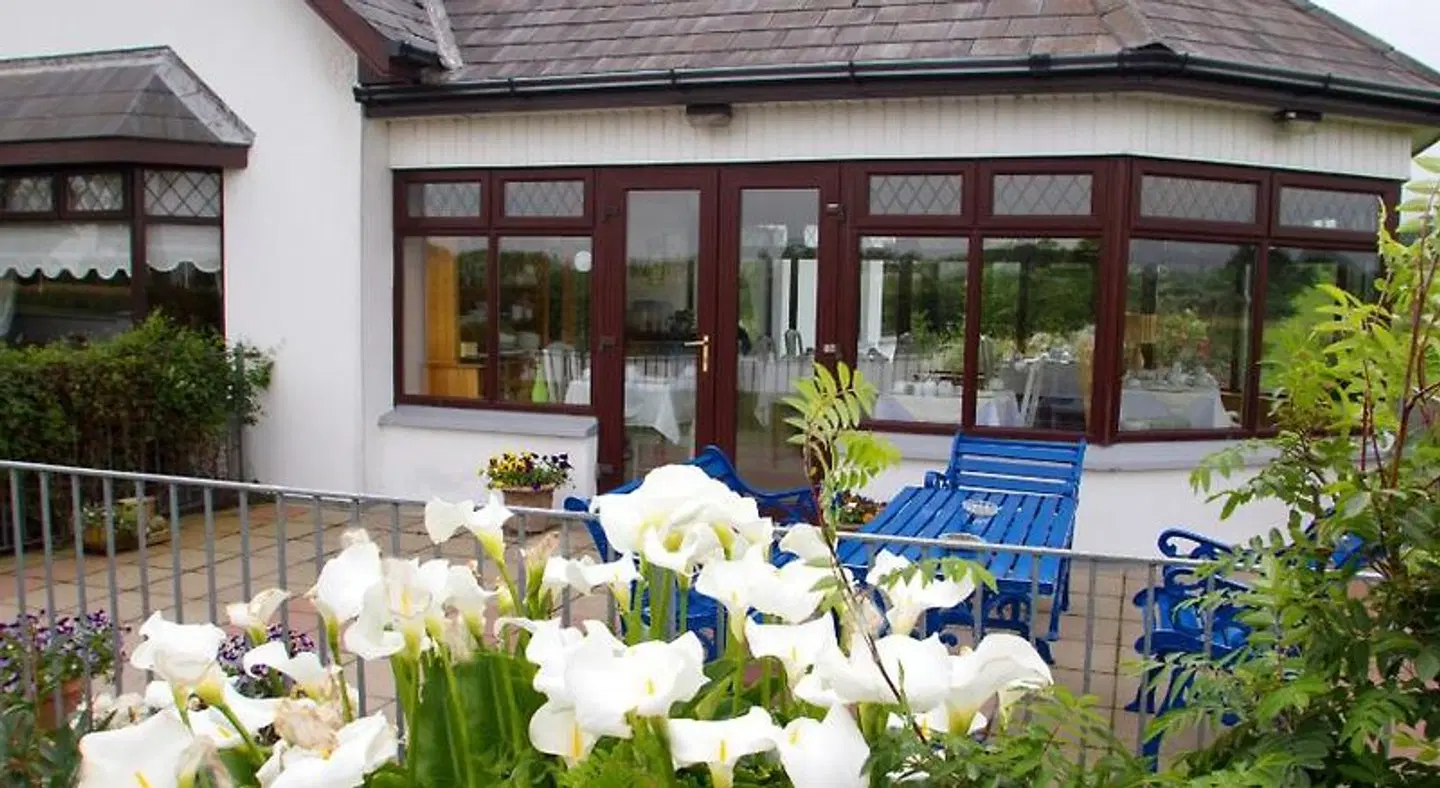 Mourneview B & B Terrasse