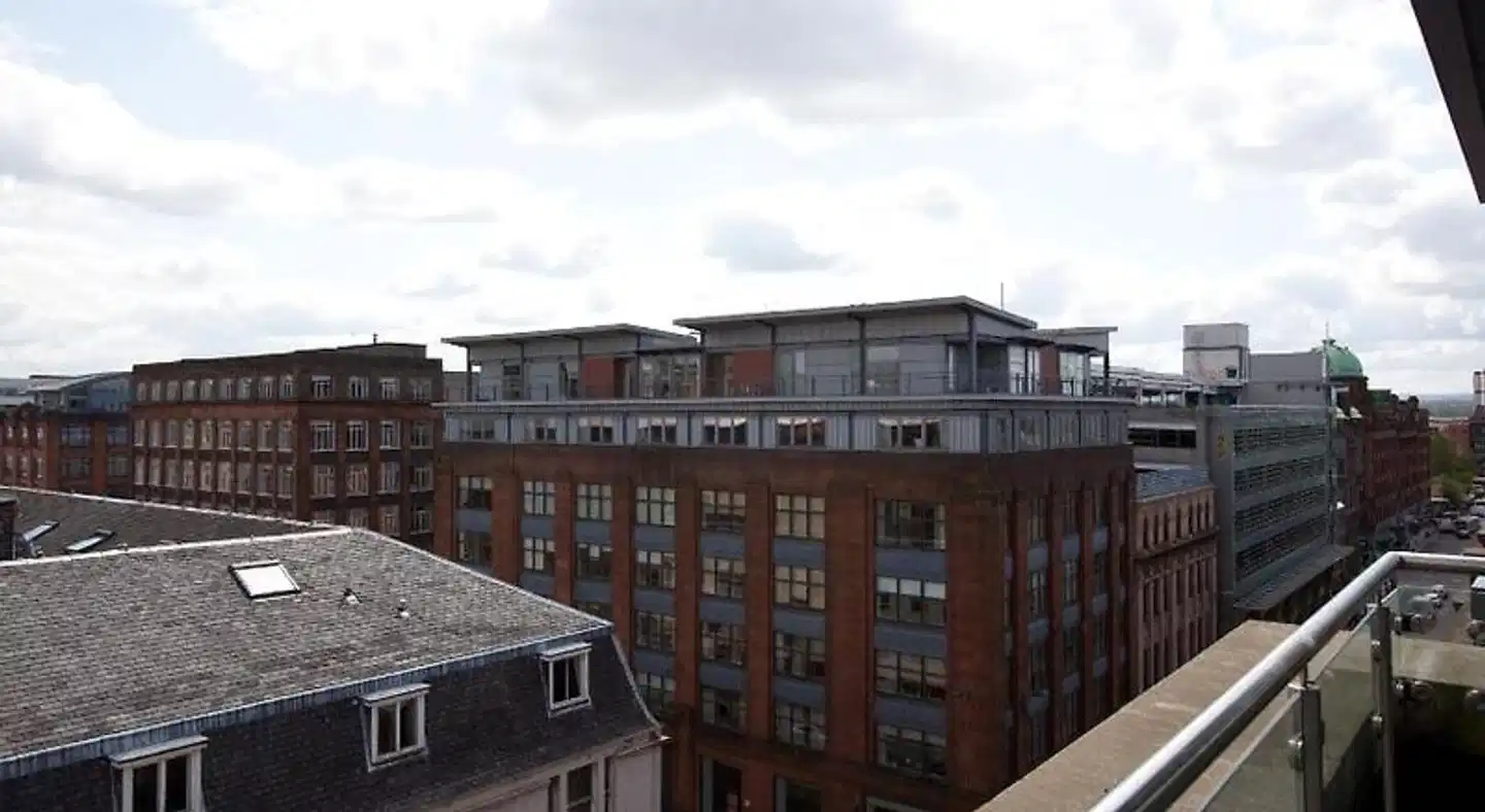 The Spires Serviced Suites Aussenansicht