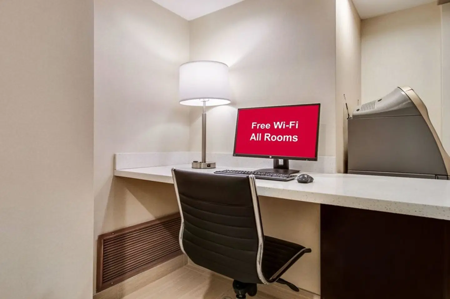Red Roof Inn & Suites Addison Konferenz