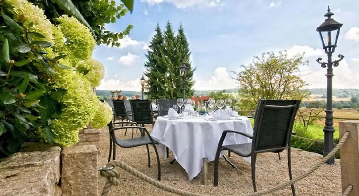 Am Rosenberg Terrasse