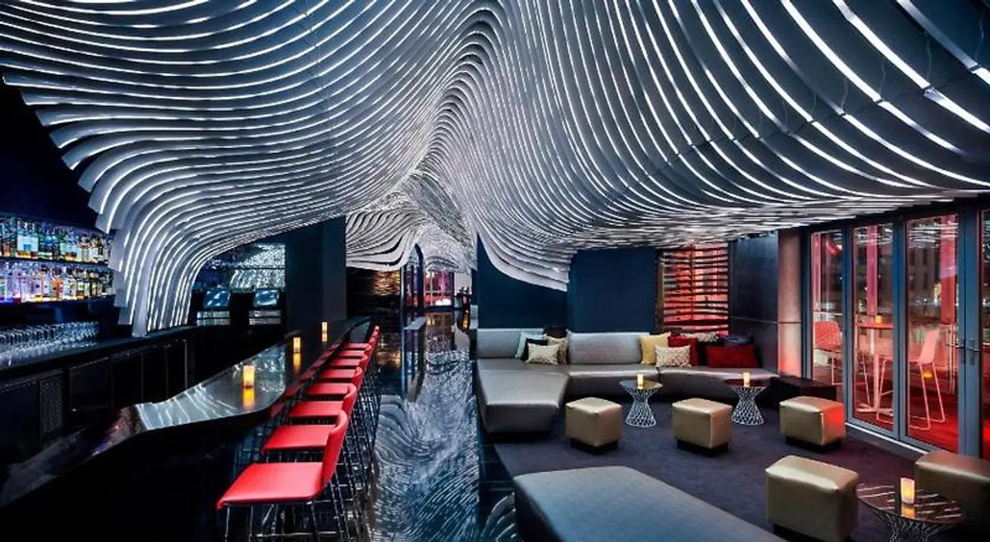 The Washington by LuxUrban Bar