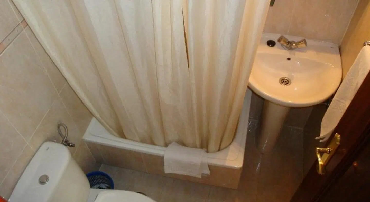 Zamora Hostal HEALTH_BEAUTY