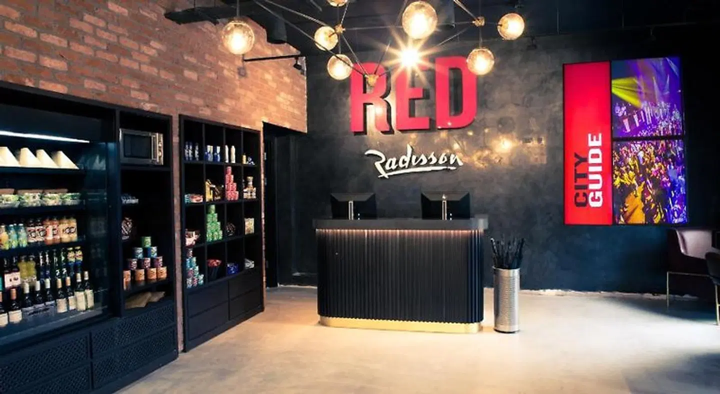 Radisson RED London Greenwich The O2 LOUNGE_LOBBY