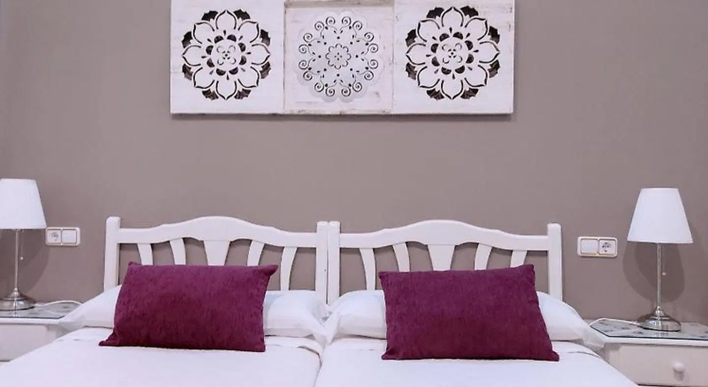 Hostal Bruña MODEL_IMPRESSION