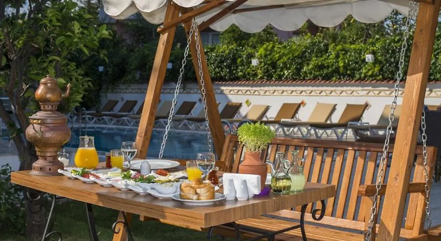 Amore Hotel Teki'rova Terrasse