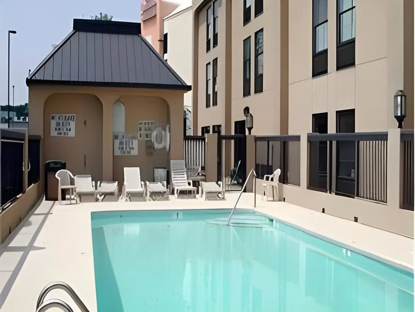 Hampton Inn Anderson OUTDOOR_POOL